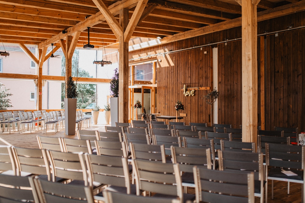 Foto: Eva Siebenhaar Fotografie freie Trauung im Acantus Hotel Weisendorf
